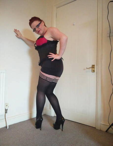 TAC Amateurs are proud to present you with a free pics featuring Mollie Foxxx xxx gallery 268906